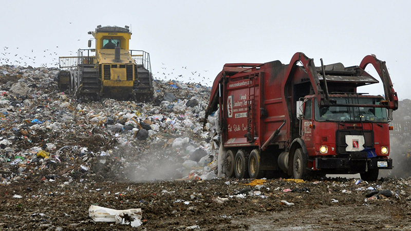 Tesla’s forgotten co-founder wants to electrify America’s garbage trucks